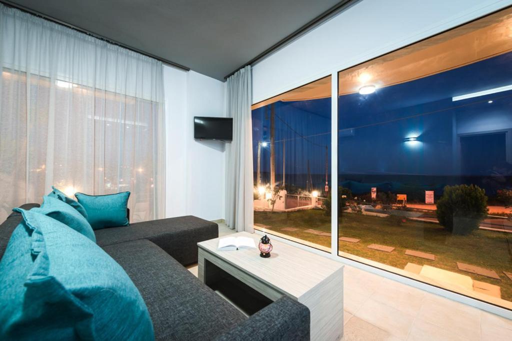 El Mare Seaside Retreats - Bespoke Luxury Getaways Villa Limenaria  Bagian luar foto
